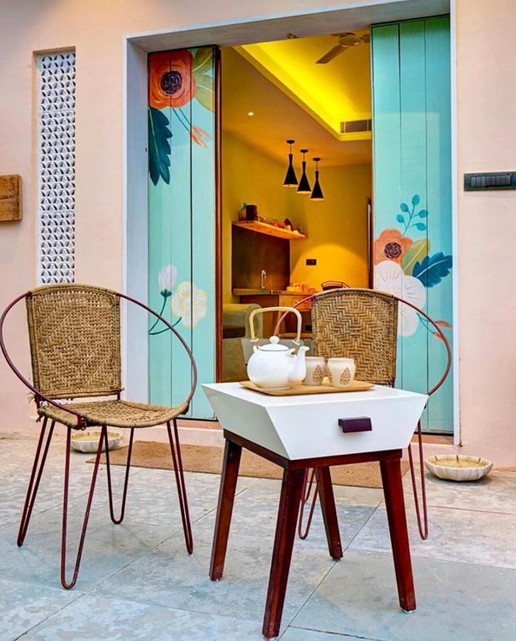 Parijat Private Pool Villa 1, 2 And 3 Bhk أُودايبور المظهر الخارجي الصورة