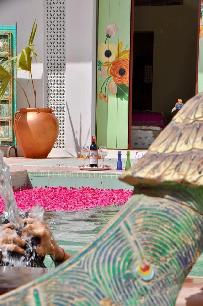 Parijat Private Pool Villa 1, 2 And 3 Bhk أُودايبور المظهر الخارجي الصورة