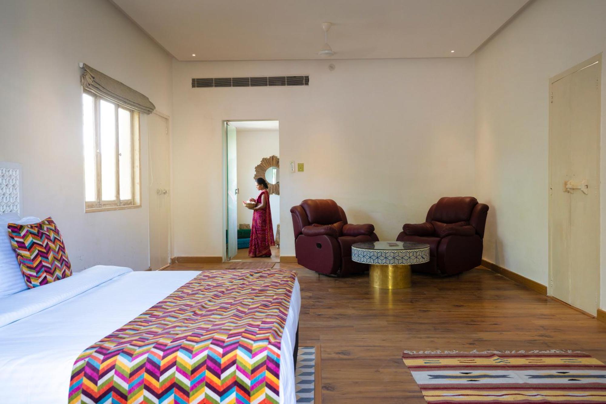 Parijat Private Pool Villa 1, 2 And 3 Bhk أُودايبور المظهر الخارجي الصورة
