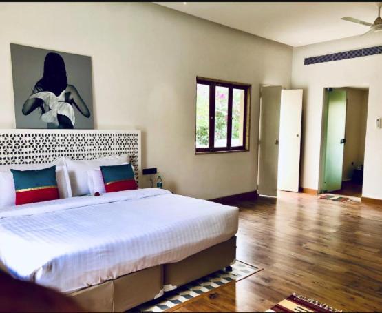 Parijat Private Pool Villa 1, 2 And 3 Bhk أُودايبور المظهر الخارجي الصورة